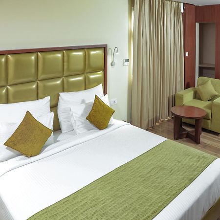 Hotel Cama Mohali Kültér fotó