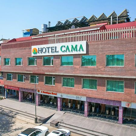 Hotel Cama Mohali Kültér fotó