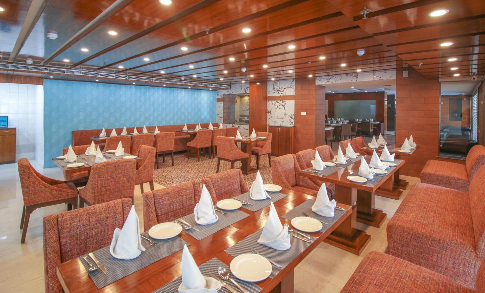 Hotel Cama Mohali Kültér fotó