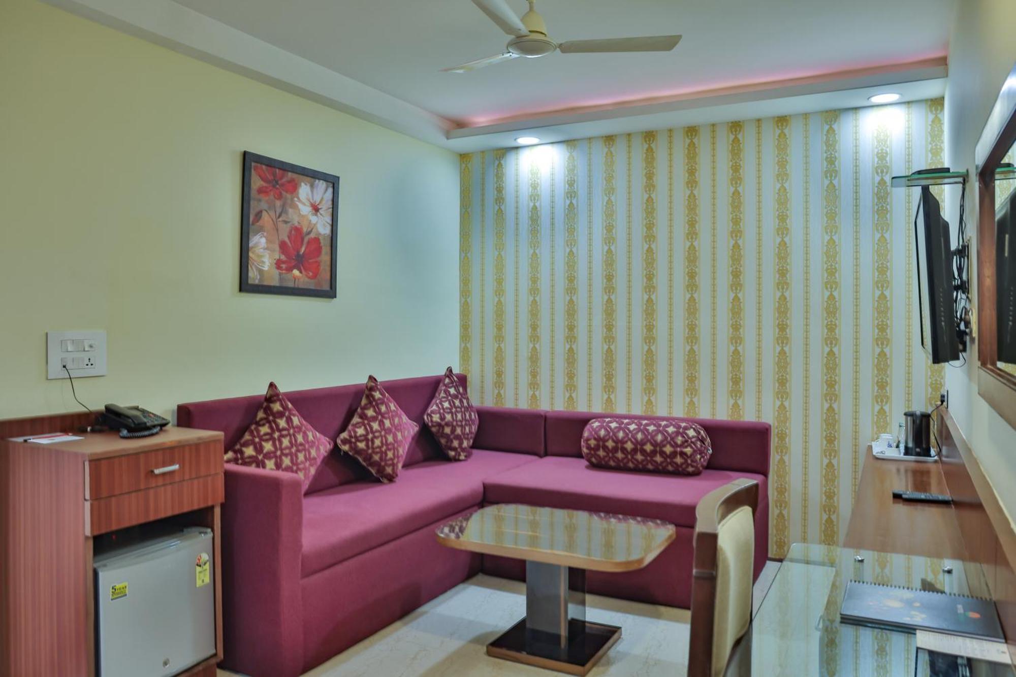 Hotel Cama Mohali Kültér fotó