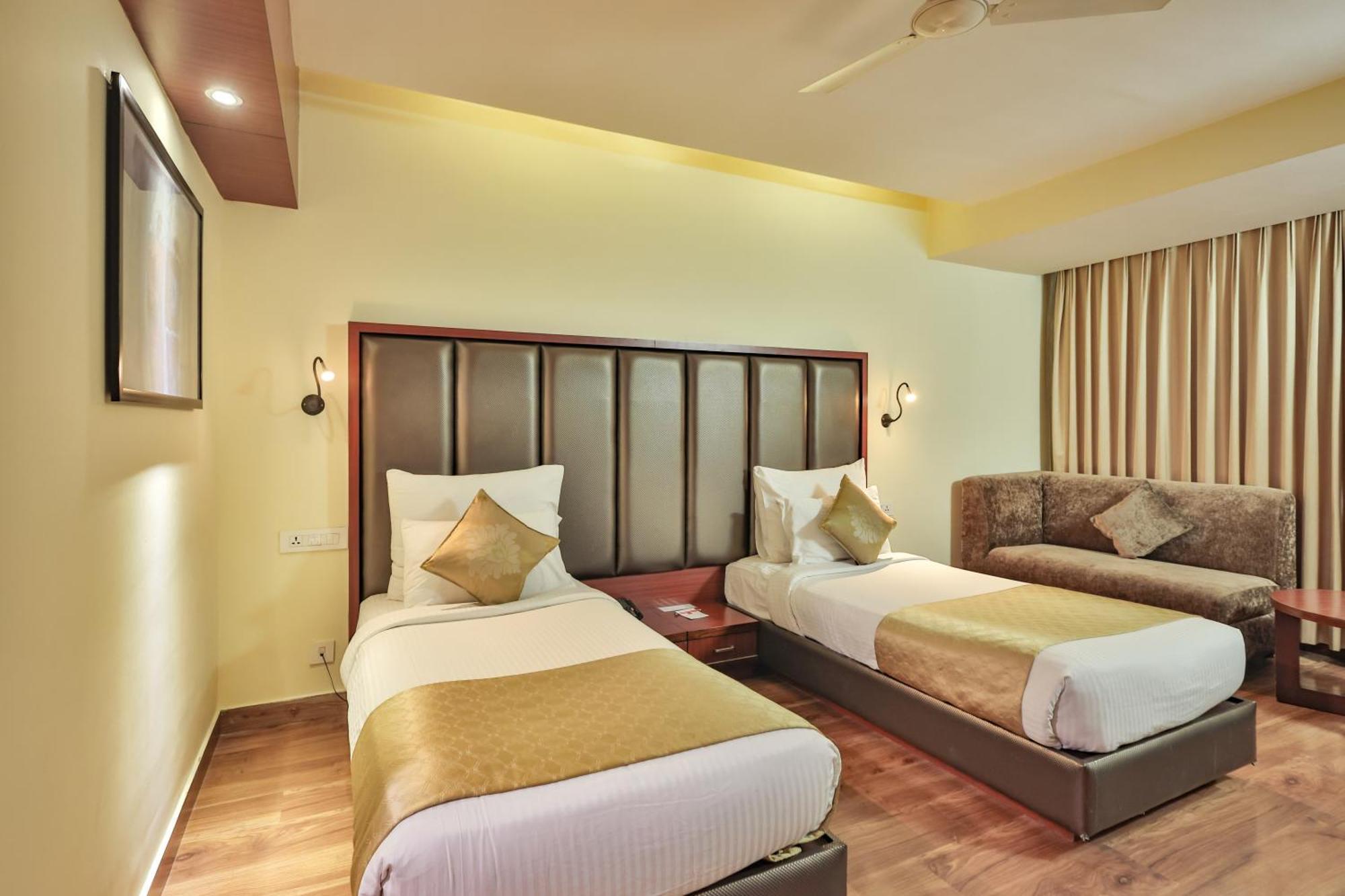 Hotel Cama Mohali Kültér fotó